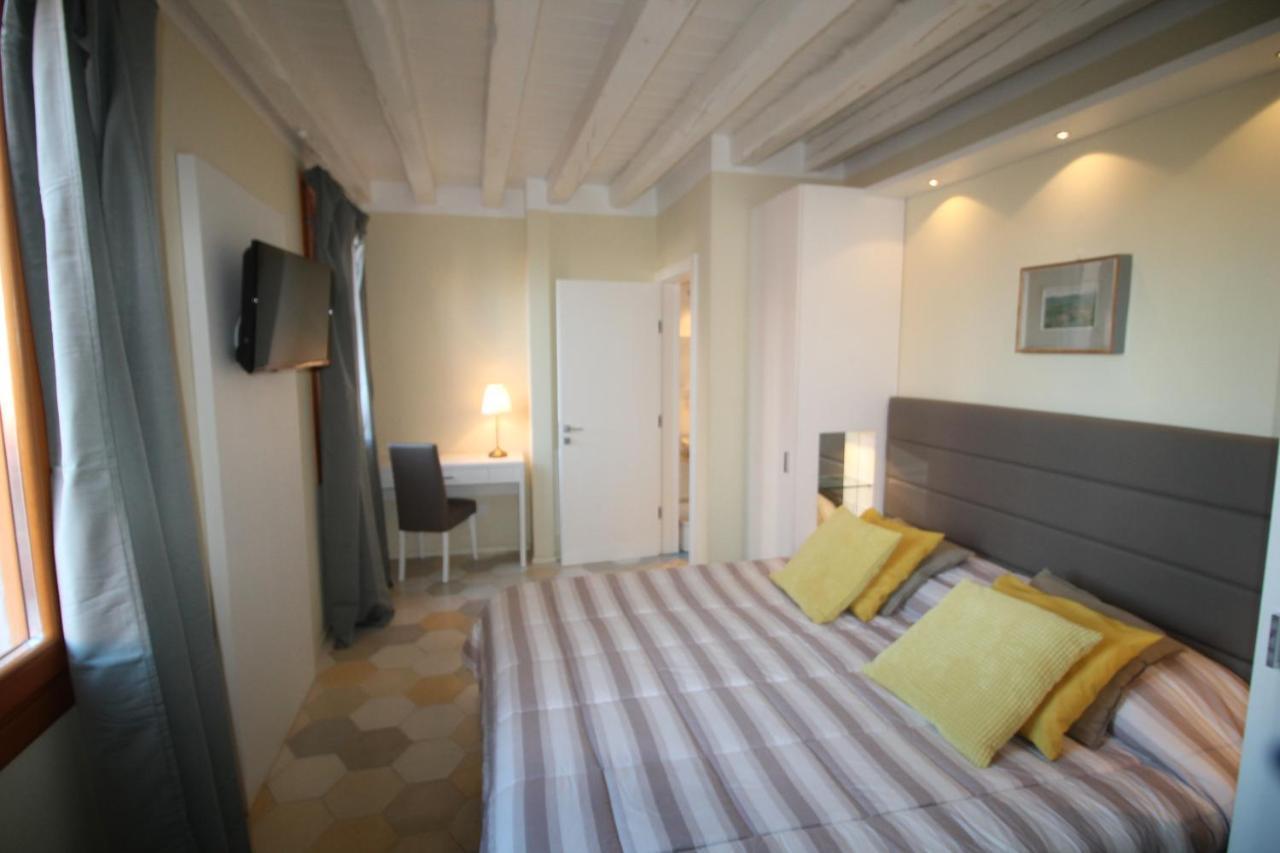New Central And Spacious Venice Luaran gambar