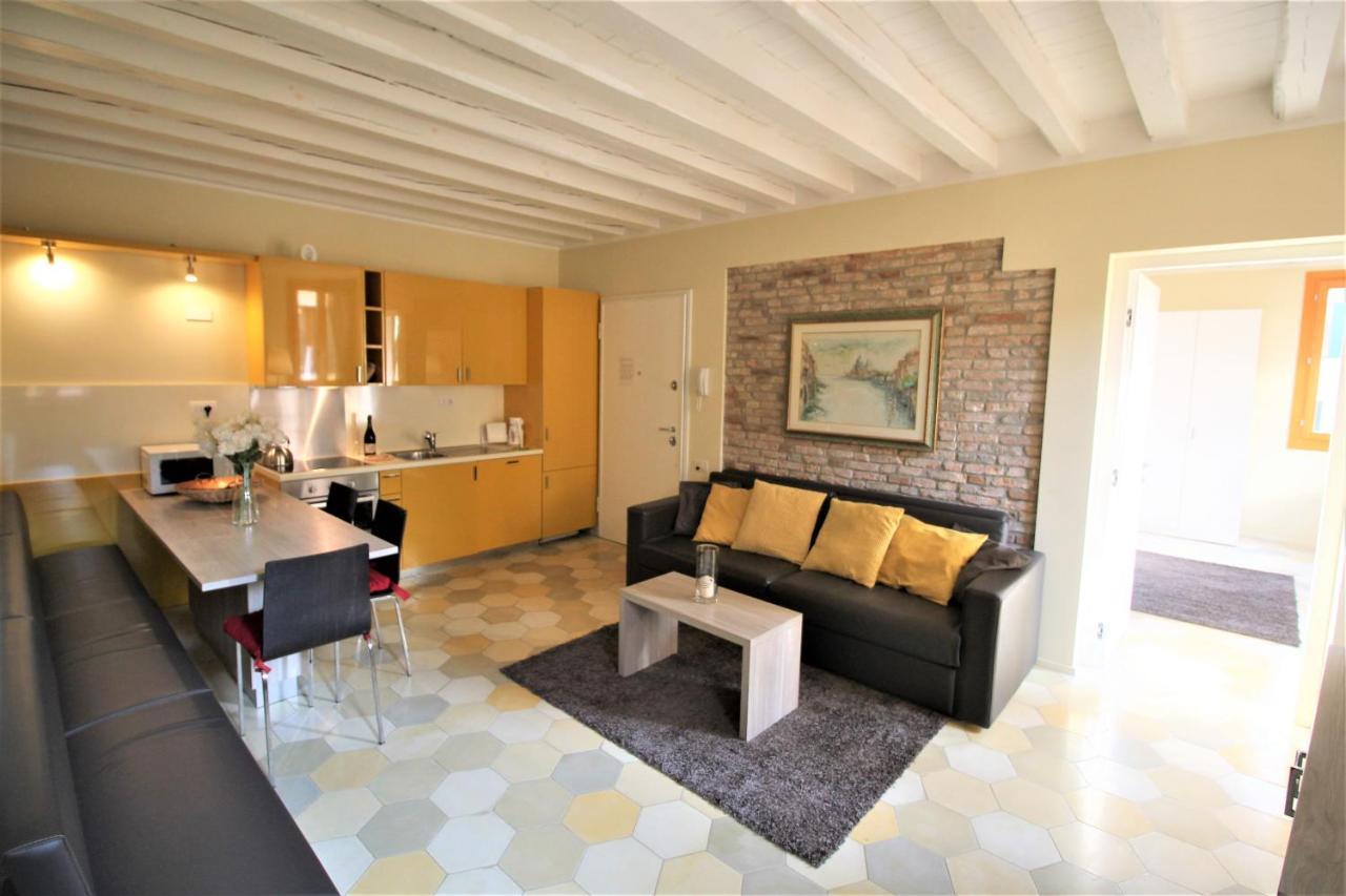 New Central And Spacious Venice Luaran gambar