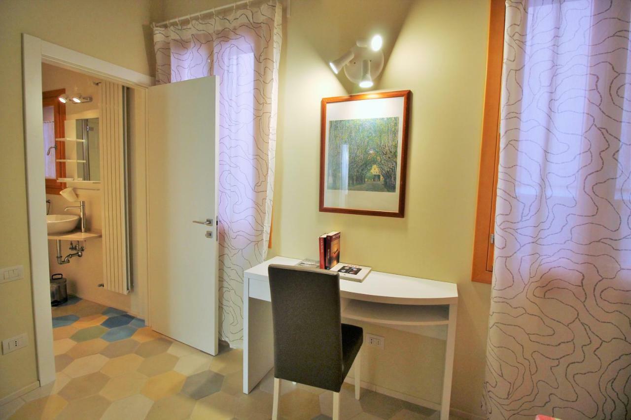 New Central And Spacious Venice Luaran gambar