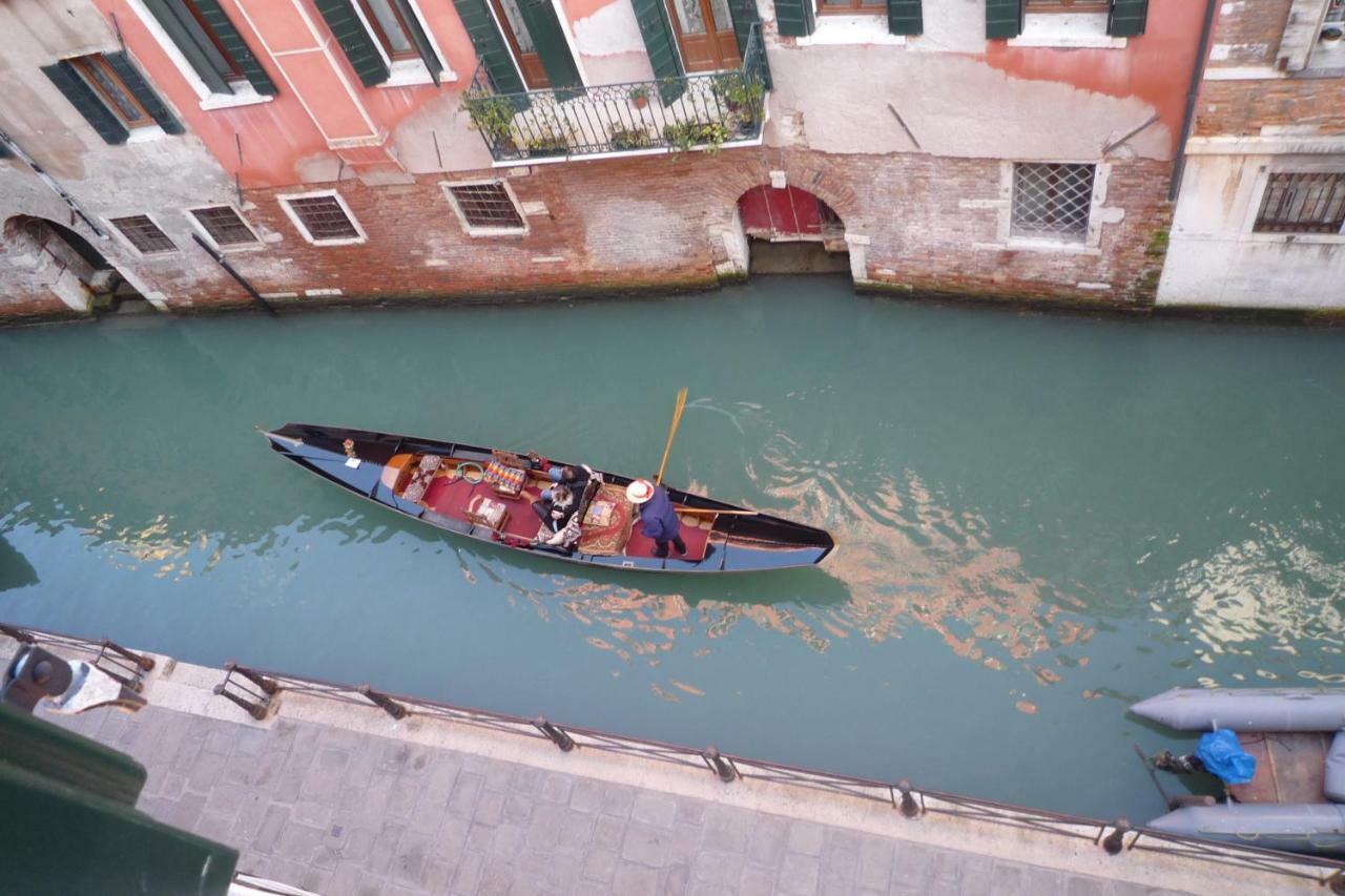 New Central And Spacious Venice Luaran gambar